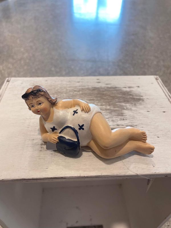 Badedame Liggende